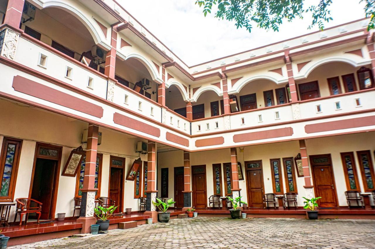 Hotel Laweyan Solo Εξωτερικό φωτογραφία
