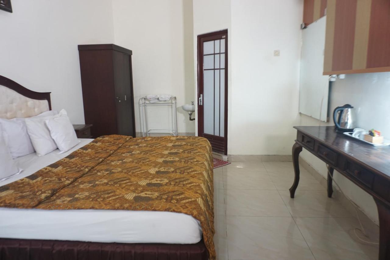 Hotel Laweyan Solo Εξωτερικό φωτογραφία