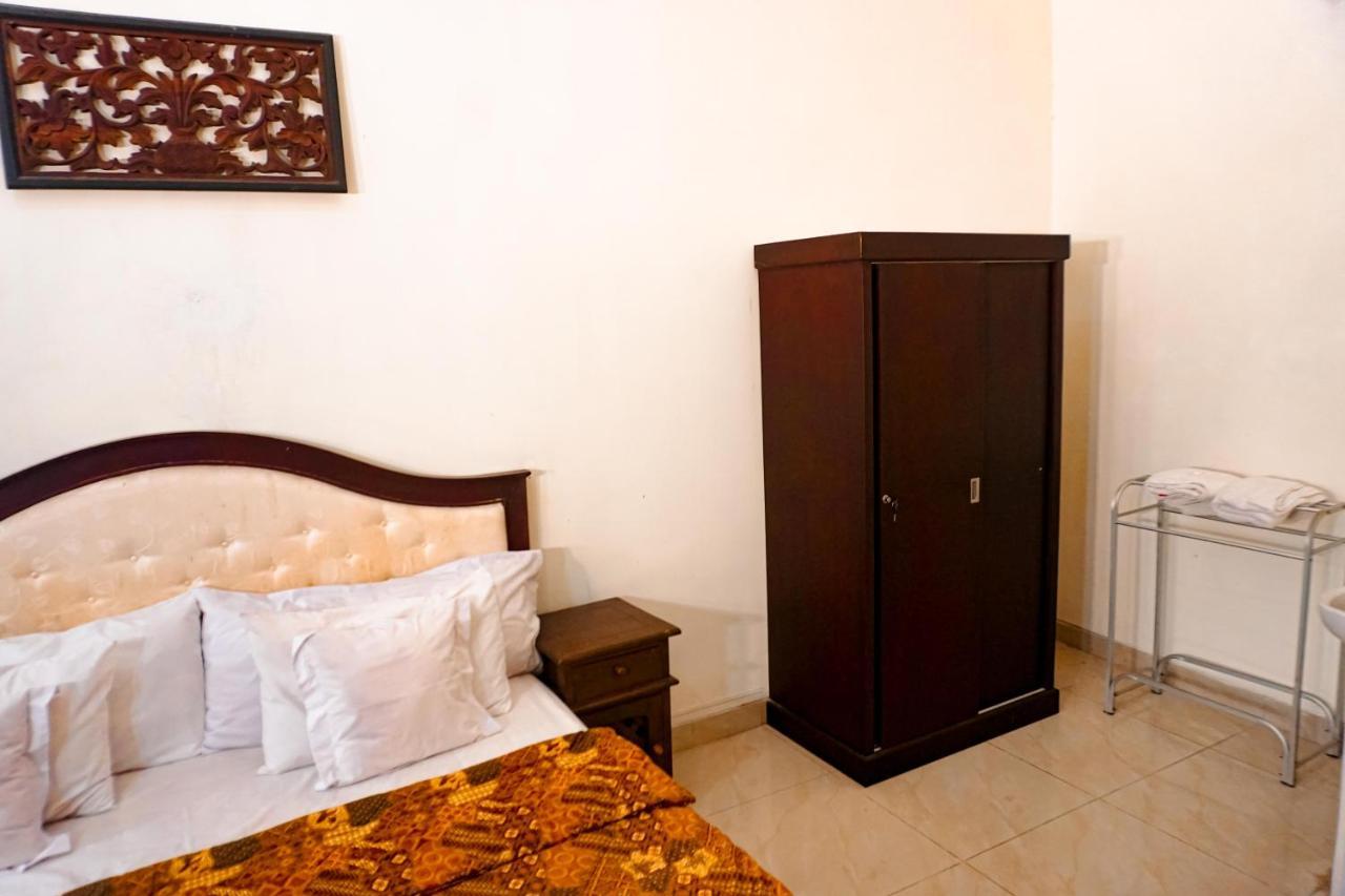 Hotel Laweyan Solo Εξωτερικό φωτογραφία