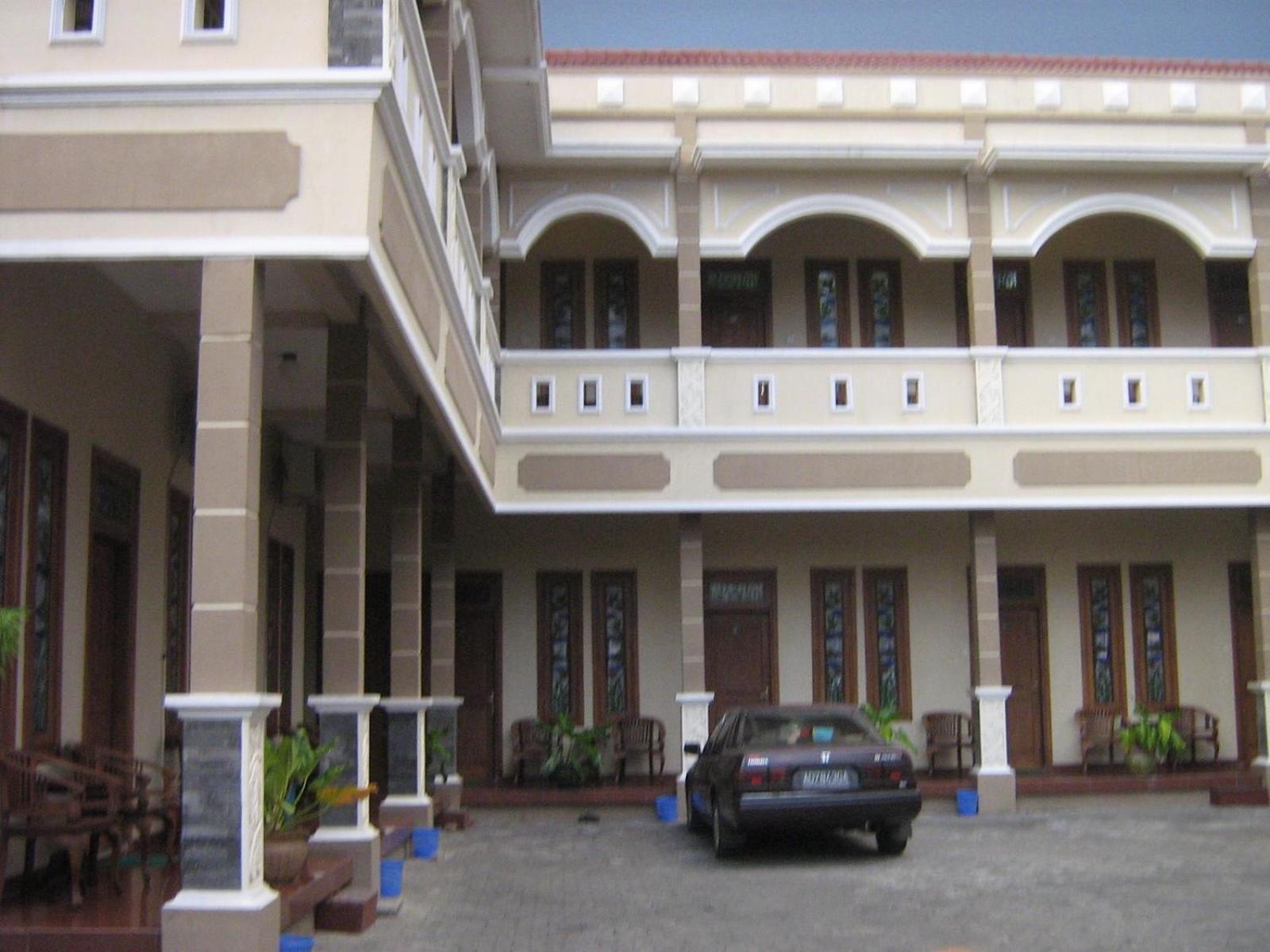 Hotel Laweyan Solo Εξωτερικό φωτογραφία